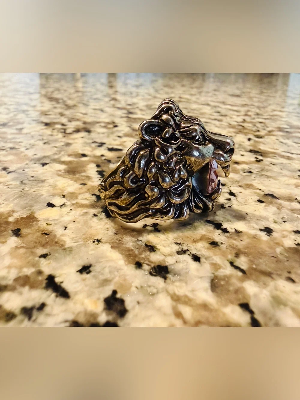 Gucci lion ring